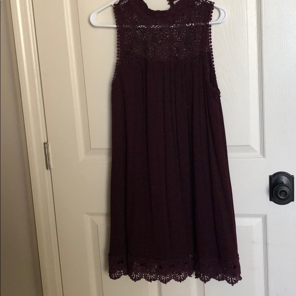Burgundy Altar’d State lace dress - Picture 1 of 5